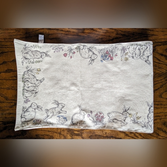 Table Runners - Picture 3 of 5